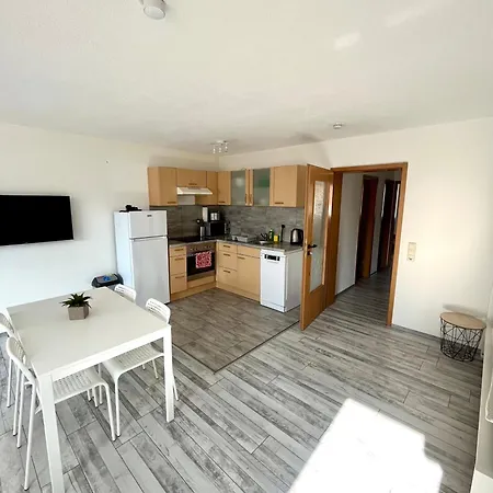 Audi - Neckarsulm - Bad - Kueche - Balkon - 4 Personen Apartment *